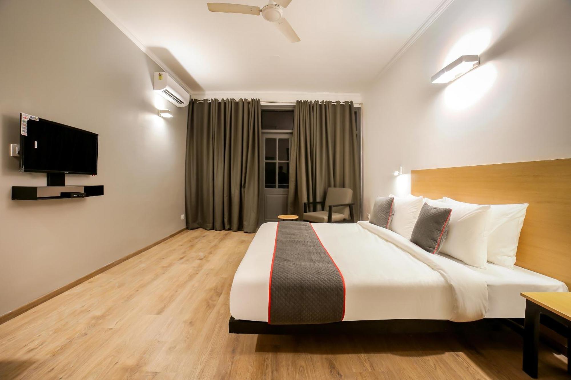 King Delhi Airport Hotel New Delhi Eksteriør billede